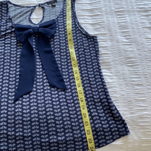 Jacob soft knit navy & white top with keyhole closure at back. Bow at front. S - Picture 10 of 11